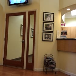 Calvin Kim, DMD - Nice waiting area
