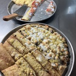 Mr Gatti's Pizza - Desserts offered at their buffet: S'more's, Bavarian Cream, Strawberry