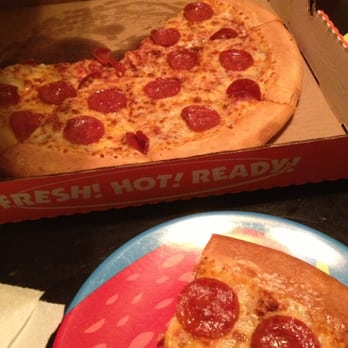 Piara Pizza - Not bad for $5 pizza! - Pizza Near Me - Compton, California Piara Pizza - Not bad for $5 pizza! - Pizza Near Me - Compton, California