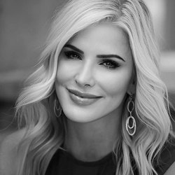 Bespoke Beauty - Kelley Butler RN, BSN - Bespoke Skin Boutique Founder, Aesthetic Nurse Injector.
