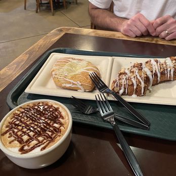 Simple Simon's Bakery & Bistro - Cheese Danish, bear vlaw and late - Bakeries Near Me - Riverside, California