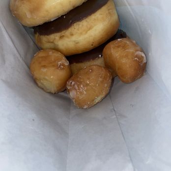 Le Donut - Chocolate Donuts, Glazed Donuts, Donut Holes - Donuts Near Me - Houston, Texas Le Donut - Chocolate Donuts, Glazed Donuts, Donut Holes - Donuts Near Me - Houston, Texas