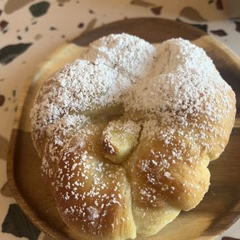 Allez Cafe - Delicious pastries, this one i still dream about - Coffee & Tea Near Me - Chicago, Illinois