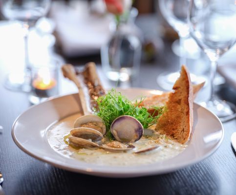 Mezzaluna Pasteria & Mozzarella Bar by null