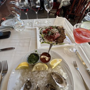 Windows On the Water - Oyster Platter / Burrata / Lemon Drop / Wine Flight - New American Near Me - Morro Bay, California Windows On the Water - Oyster Platter / Burrata / Lemon Drop / Wine Flight - New American Near Me - Morro Bay, California