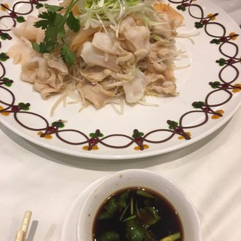 Tin Tin Seafood Harbour - Steamed geoduck with essential ginger-scallion soy sauce dip (4 stars) - Dim Sum Near Me - Richmond, British Columbia Tin Tin Seafood Harbour - Steamed geoduck with essential ginger-scallion soy sauce dip (4 stars) - Dim Sum Near Me - Richmond, British Columbia