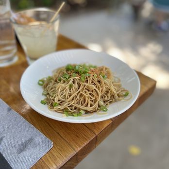 Star Noodle - Garlic Noodles - Asian Fusion Near Me - Lahaina, Hawaii Star Noodle - Garlic Noodles - Asian Fusion Near Me - Lahaina, Hawaii