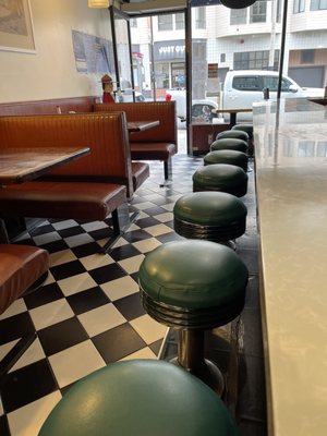 Chestnut Diner by null