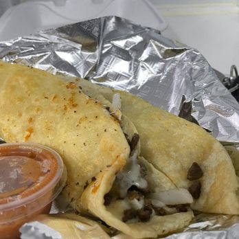 Taqueria Reyes - Quesadilla de asada - Food Trucks Near Me - Bradenton, Florida Taqueria Reyes - Quesadilla de asada - Food Trucks Near Me - Bradenton, Florida