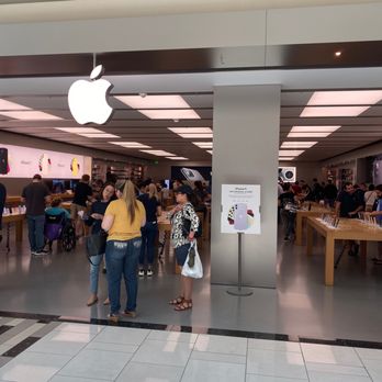 Apple - Computers Near Me - Northridge, California Apple - Computers Near Me - Northridge, California
