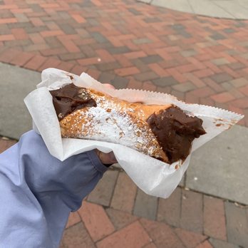Mike's Pastry - Chocolate Mousse Cannoli - Bakeries Near Me - Boston, Massachusetts Mike's Pastry - Chocolate Mousse Cannoli - Bakeries Near Me - Boston, Massachusetts