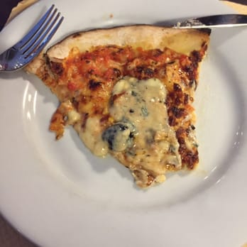 Pizzeria de la Garde - Pizza 3 fromages miam miam !! - Pizza Near Me - Ciotat (La), 13 Pizzeria de la Garde - Pizza 3 fromages miam miam !! - Pizza Near Me - Ciotat (La), 13
