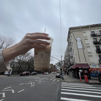 Blank Street Coffee - Ft Iced Chai Latte - Coffee & Tea Near Me - New York, New York Blank Street Coffee - Ft Iced Chai Latte - Coffee & Tea Near Me - New York, New York