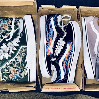 Vans Outlet - Shoe Stores Near Me - Lehi, Utah Vans Outlet - Shoe Stores Near Me - Lehi, Utah
