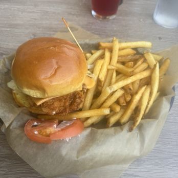 Saugatuck Brewing Co - Chicken Sandwich - Brewpubs Near Me - Douglas, Michigan Saugatuck Brewing Co - Chicken Sandwich - Brewpubs Near Me - Douglas, Michigan