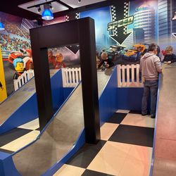 Legoland Discovery Centre - Lego car racing