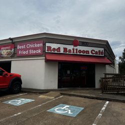 Red Balloon Cafe