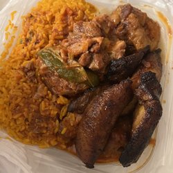 Meridian Food Market & Cafe - Oxtail, arroz and plantains