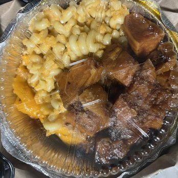 Pot Liquor and Cornbread - Candied Yams, Homemade Mac & Cheese - Soul Food Near Me - Queens, New York Pot Liquor and Cornbread - Candied Yams, Homemade Mac & Cheese - Soul Food Near Me - Queens, New York