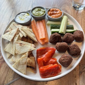 Lokal Eatery & Bar - Mezze Platter - New American Near Me - Jersey City, New Jersey Lokal Eatery & Bar - Mezze Platter - New American Near Me - Jersey City, New Jersey