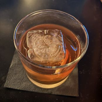 The Goose - Old fashioned - Cocktail Bars Near Me - Scottsdale, Arizona The Goose - Old fashioned - Cocktail Bars Near Me - Scottsdale, Arizona
