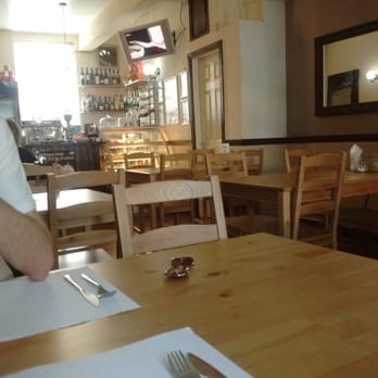 Café Luso - Cafes Near Me - Farnworth, XGM