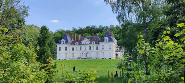 藤田嗣治、Paysage-maison a Villiers-le-Bacle A refreshing walk in Villiers-le-Bâcle - Destination Paris