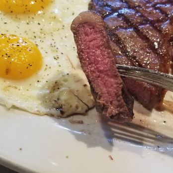 The Par Lounge and Deck - Medium steak (steak and eggs brunch) - Lounges Near Me - Ramona, California The Par Lounge and Deck - Medium steak (steak and eggs brunch) - Lounges Near Me - Ramona, California
