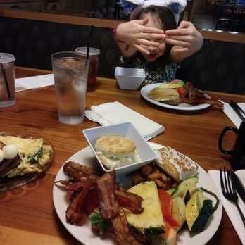 The Loose Moose Cottage - Centralia - This is what we ate. I liked the sauteed vegetables. - American Near Me - Centralia, Washington