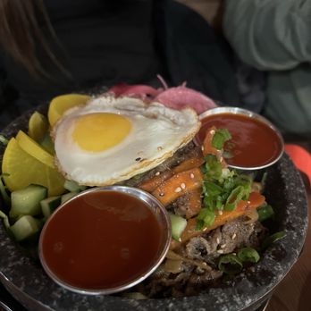 Corner Table - Bulgogi Bibimbap - Breakfast & Brunch Near Me - Redwood City, California