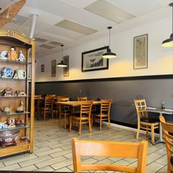 Top Sushi - St Louis - Dining room