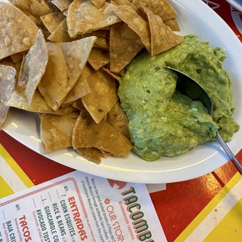 Tacombi - Sm Guacamole con Totopos. - Mexican Near Me - Miami, Florida