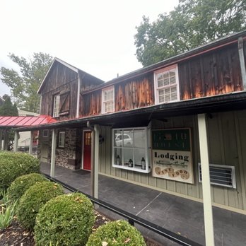 1740 House - Hotels Near Me - Lumberville, Pennsylvania