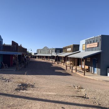 Tombstone Monument Guest Ranch - The layout - Guest Houses Near Me - Tombstone, Arizona