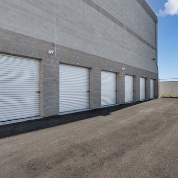 SecureSpace Self Storage Brea - Outdoor drive up units with easy loading & unloading access. - Self Storage Near Me - Brea, California SecureSpace Self Storage Brea - Outdoor drive up units with easy loading & unloading access. - Self Storage Near Me - Brea, California