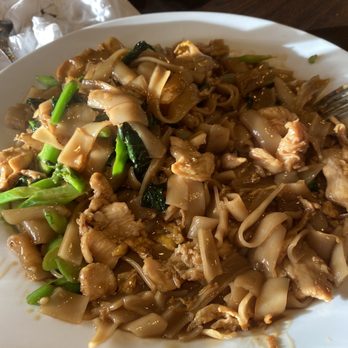 Chada Thai Traditional Taste - This plate I was waiting for 35 min. It's ridiculous. - Thai Near Me - Cedar Park, Texas Chada Thai Traditional Taste - This plate I was waiting for 35 min. It's ridiculous. - Thai Near Me - Cedar Park, Texas