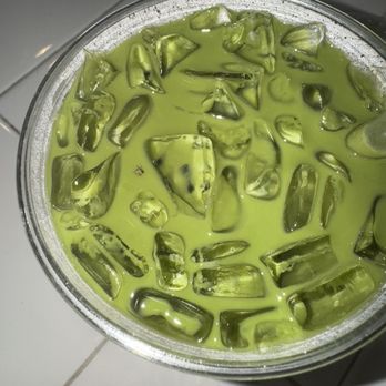 Varraco Coffee + Roasters - Brown sugar iced matcha latte - Coffee & Tea Near Me - Palm Desert, California Varraco Coffee + Roasters - Brown sugar iced matcha latte - Coffee & Tea Near Me - Palm Desert, California
