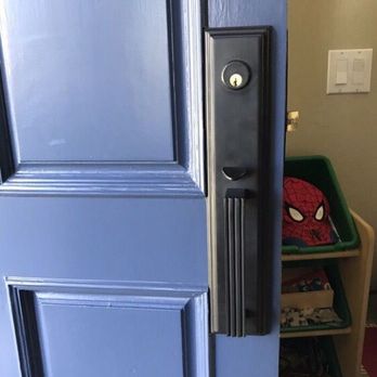 Astoria Keys & Locksmith Service - Keys & Locksmiths Near Me - Queens, New York Astoria Keys & Locksmith Service - Keys & Locksmiths Near Me - Queens, New York