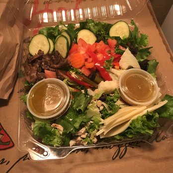 Brooklyn Boyz Pizza - Was told there is chicken on this salad!!!! Paid extra for what?!?!?! - Pizza Near Me - Oceanside, California