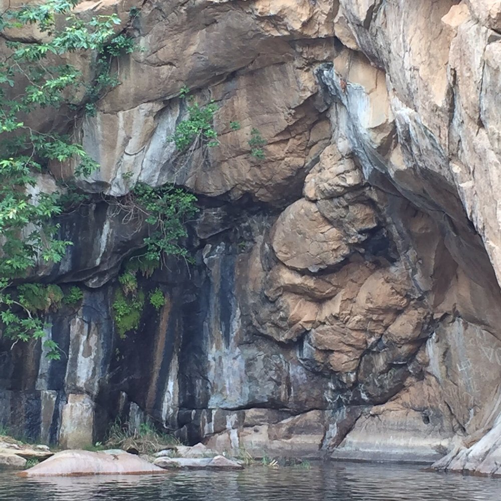 Cedar Creek Falls - Natural arch formation in the pool - Hiking Near Me - Ramona, California Cedar Creek Falls - Natural arch formation in the pool - Hiking Near Me - Ramona, California
