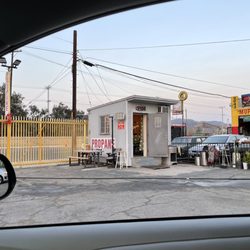Propane 4 Less - The cabin where the operator sits