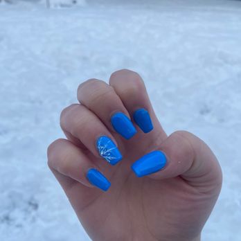Luminous Nail Lounge - Blue snowflake nails - Nail Salons Near Me - Lake Stevens, Washington Luminous Nail Lounge - Blue snowflake nails - Nail Salons Near Me - Lake Stevens, Washington