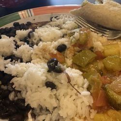 Mi país restaurant & Grocery