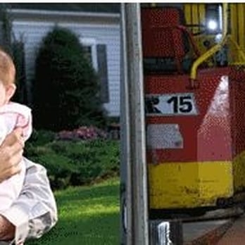 Red's Moving - Movers Near Me - Lewiston, Maine Red's Moving - Movers Near Me - Lewiston, Maine