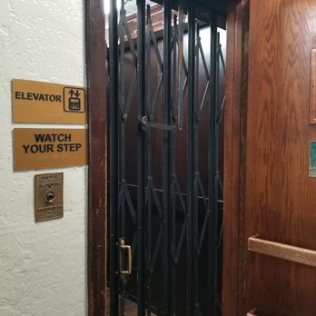 Historic Cary House Hotel - Elevator - Hotels Near Me - Placerville, California