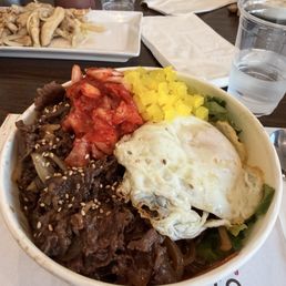 Bulgogi Bibimbap 불고기비빔밥