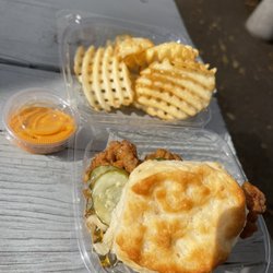 Handsome Biscuit - Stevie and Fries