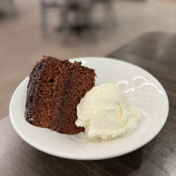 ZIPPY’S ARROYO CROSSING - Updated February 2026 - 3842 Photos & 1466 ...