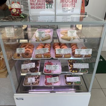 Starbread Bakery - Bakeries Near Me - Poway, California