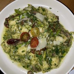 Carpe Raci Italian Restaurant - Ricotta stuffed gnocchi with pesto